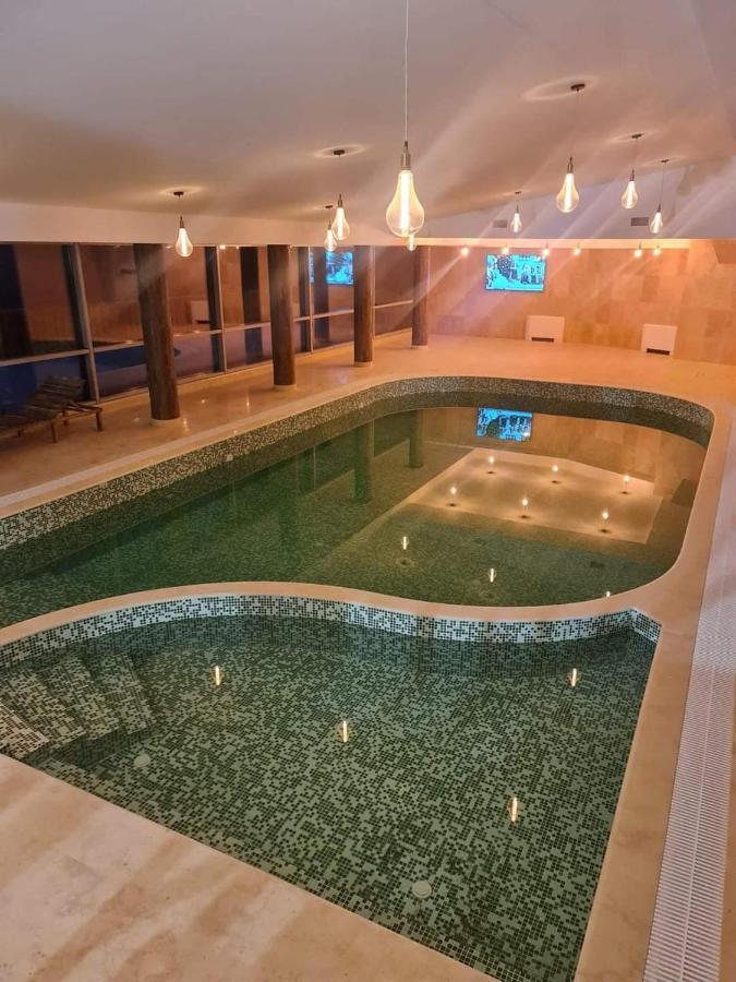 7Soapte Timisu de Jos Exterior photo